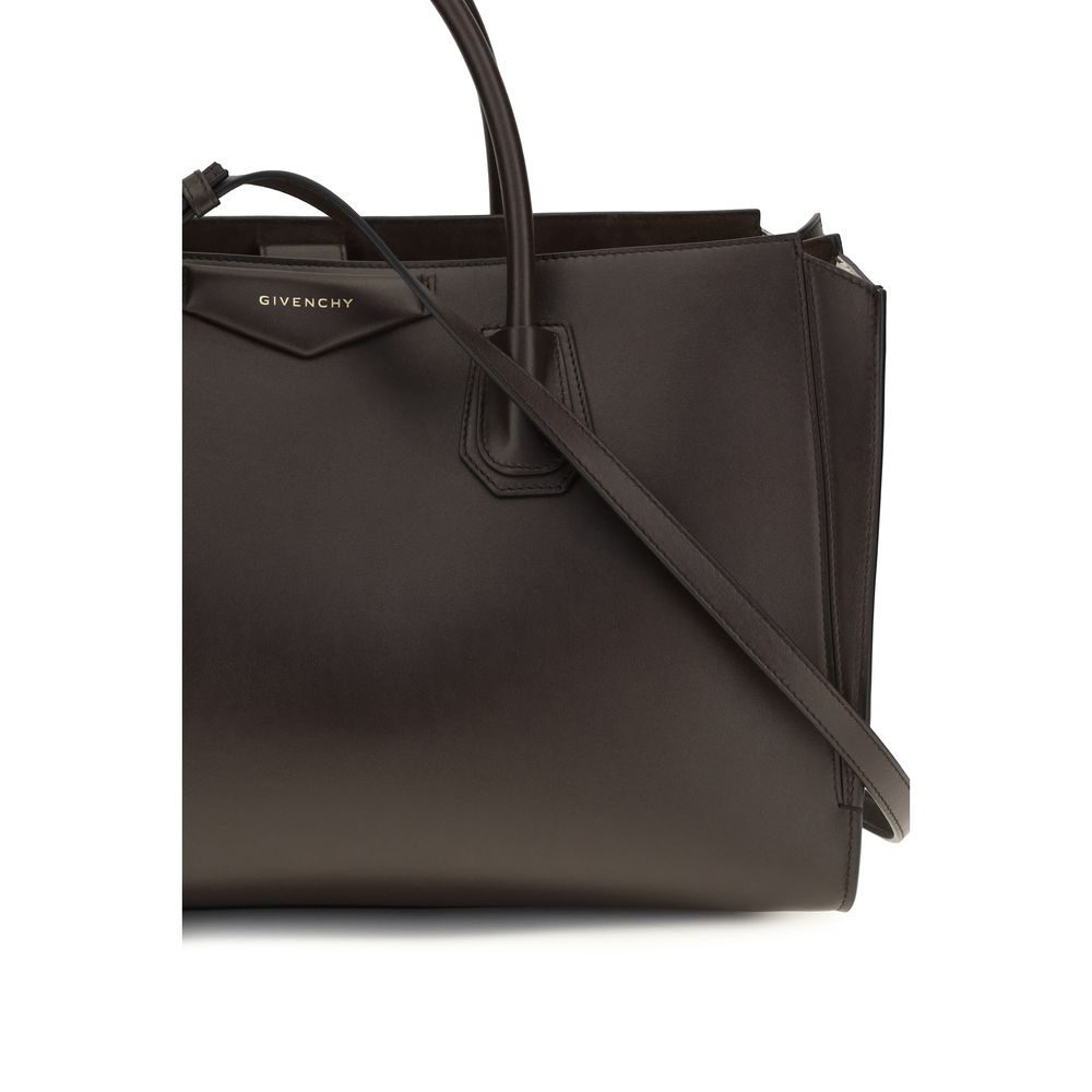 Givenchy Antigona Catchall Medium Bag - Chocolate Shiny Grained Leather