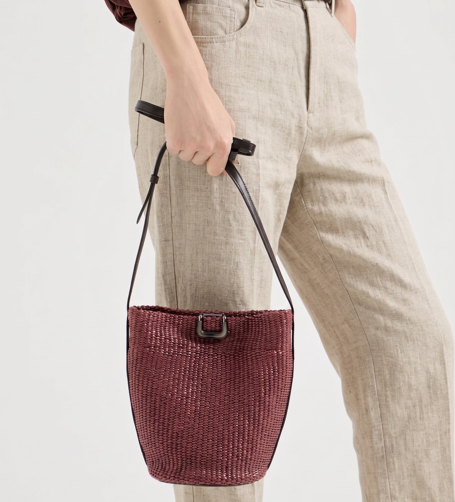 Brunello Cucinelli  Sartorial Small Bucket Bag - Bordeaux Techno Raffia
